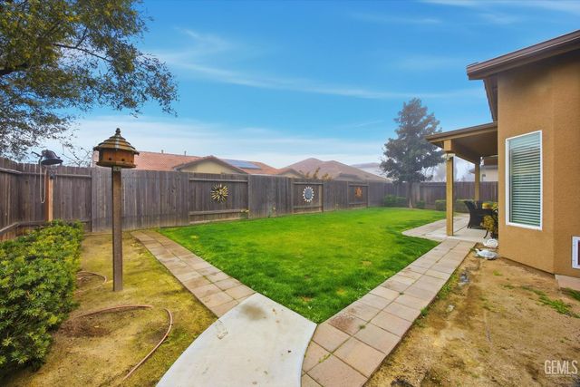 9111 Ribston Ave, Bakersfield, CA 93312