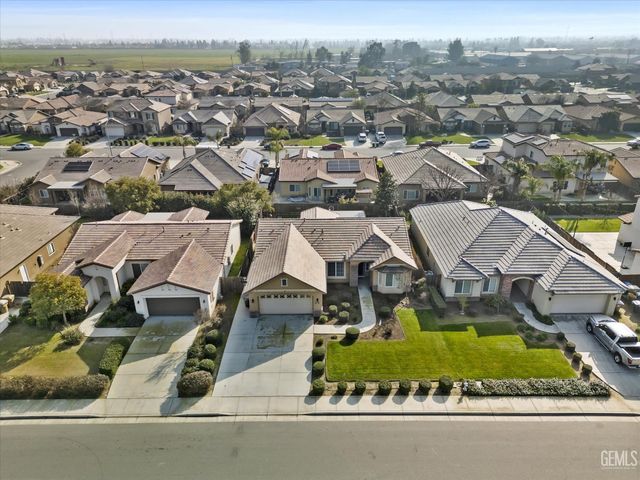 9111 Ribston Ave, Bakersfield, CA 93312