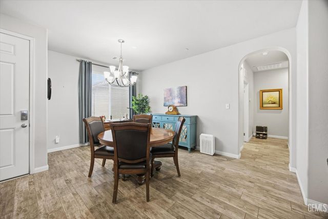 9111 Ribston Ave, Bakersfield, CA 93312