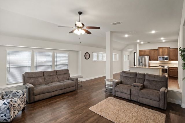 3104 Kirby Lane, Forney, TX 75126