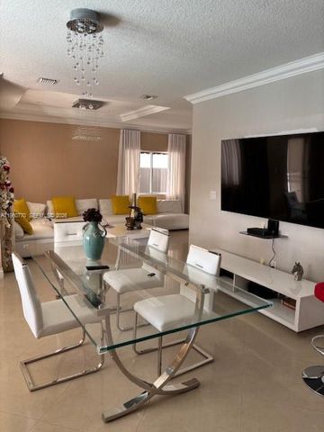 1710 SW 154th Path, Miami, FL 33185