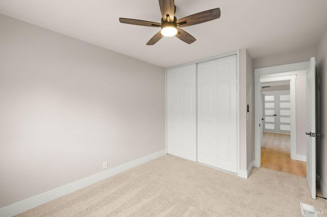 172 Salinas Dr, Vacaville, CA 95688