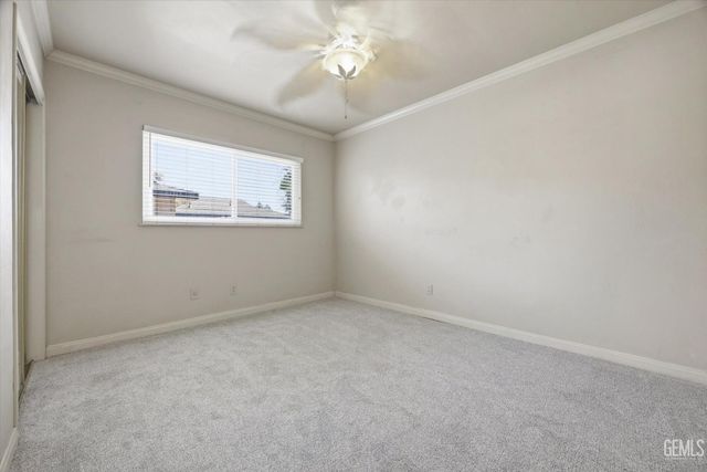 1020 Roberts Lane, Bakersfield, CA 93308