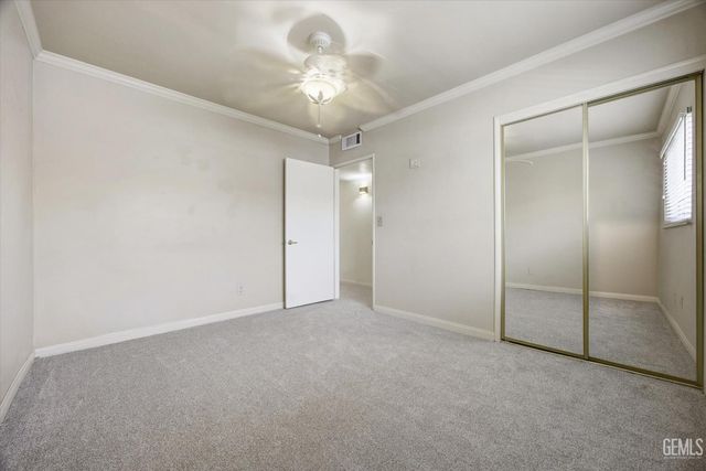 1020 Roberts Lane, Bakersfield, CA 93308