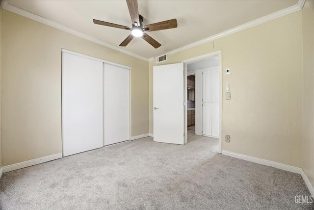 1020 Roberts Lane, Bakersfield, CA 93308
