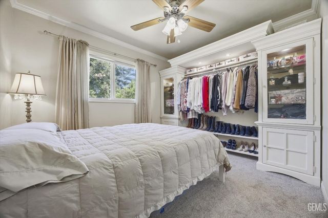 1020 Roberts Lane, Bakersfield, CA 93308