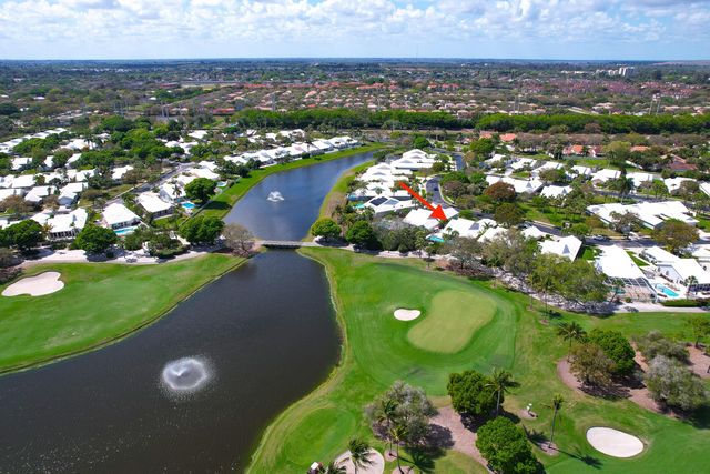 2370 Saratoga Bay Drive, West Palm Beach, FL 33409