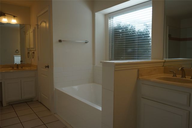2313 Perkins Place, Arlington, TX 76016
