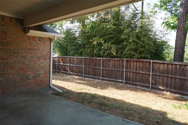 2313 Perkins Place, Arlington, TX 76016
