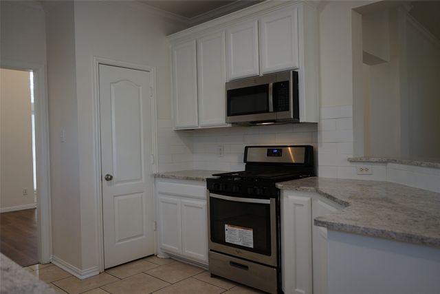 2313 Perkins Place, Arlington, TX 76016