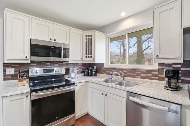 1692 Shady Lane, Beavercreek, OH 45432