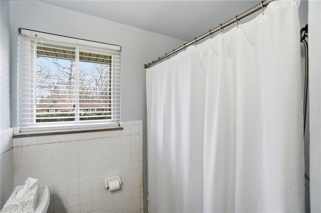 1692 Shady Lane, Beavercreek, OH 45432