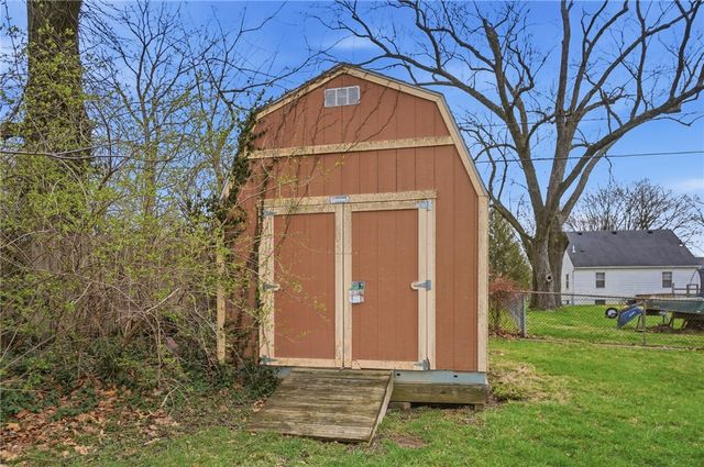 1692 Shady Lane, Beavercreek, OH 45432