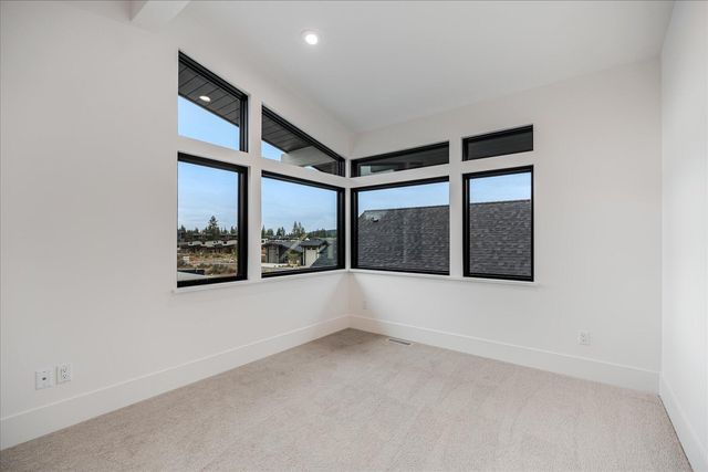 3310 NW Leavitt Lane Lot 259, Bend, OR 97703