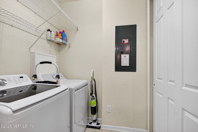 13364 BEACH Boulevard 805, Jacksonville, FL 32224