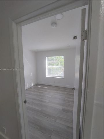 2319 S Johnson St 4, Hollywood, FL 33020