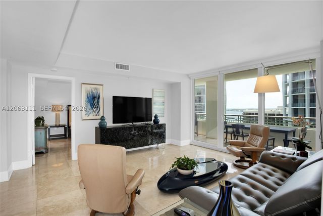3400 SW 27th Ave 1904, Coconut Grove, FL 33133