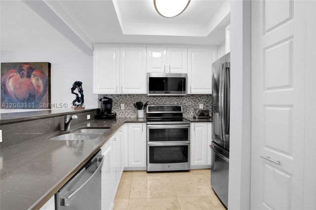 3400 SW 27th Ave 1904, Coconut Grove, FL 33133