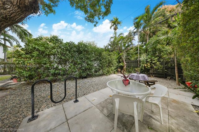 333 SW 30th Rd 1, Miami, FL 33129