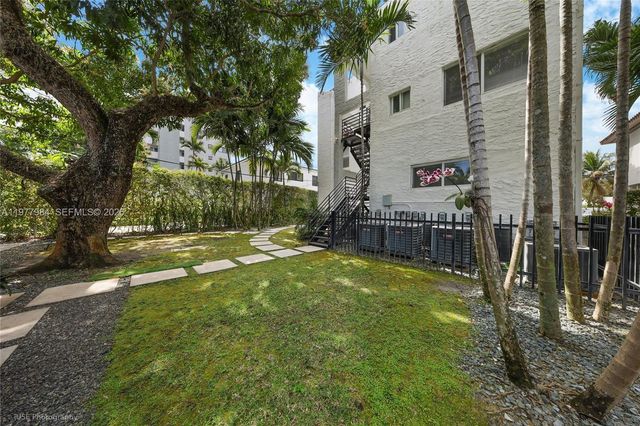 333 SW 30th Rd 1, Miami, FL 33129