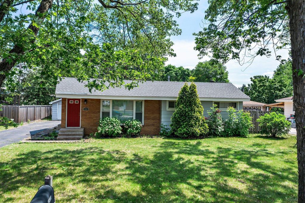 6555 Monroe Street NE, Fridley, MN 55432
