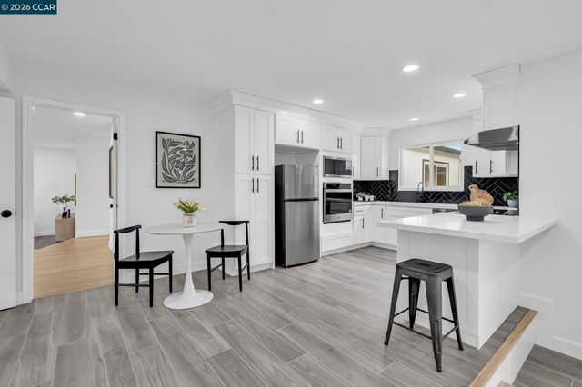 1548 Dianda Dr, Concord, CA 94521