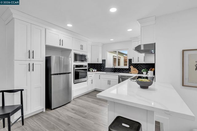 1548 Dianda Dr, Concord, CA 94521