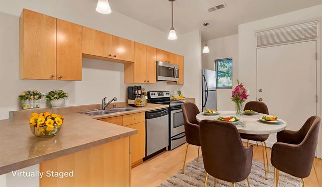 306 BEL VEDERE Lane NE, Albuquerque, NM 87102