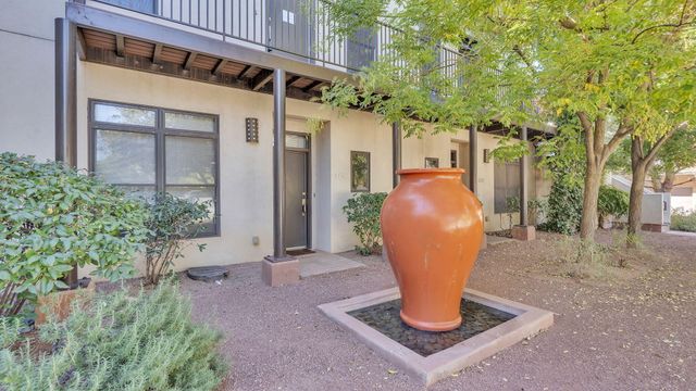 306 BEL VEDERE Lane NE, Albuquerque, NM 87102