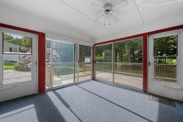 16 Mars Dr, Shrewsbury, MA 01545