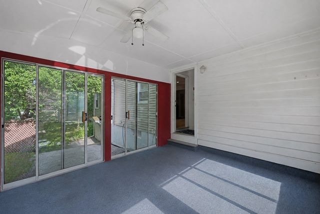 16 Mars Dr, Shrewsbury, MA 01545