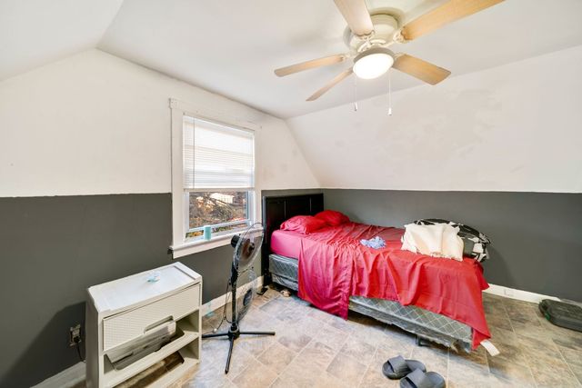 14446 DES PLAINES Street, Harvey, IL 60426