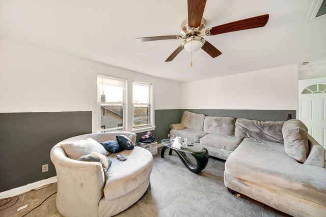 14446 DES PLAINES Street, Harvey, IL 60426