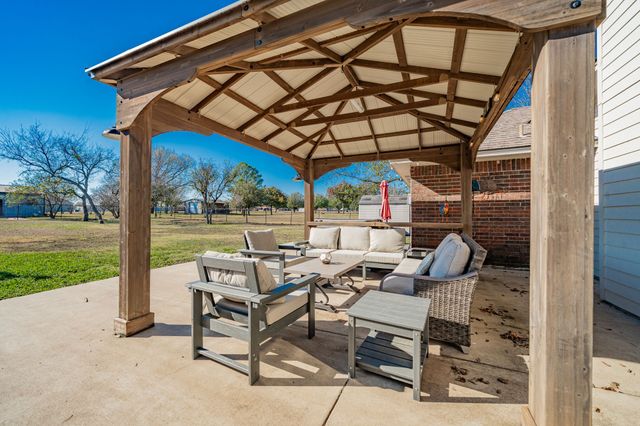 508 Tishomingo Road, Waxahachie, TX 75165