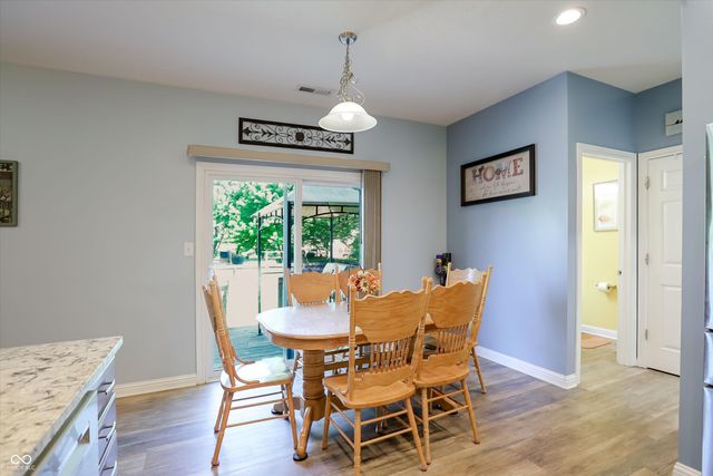 8112 Grassy Meadow Circle, Indianapolis, IN 46259