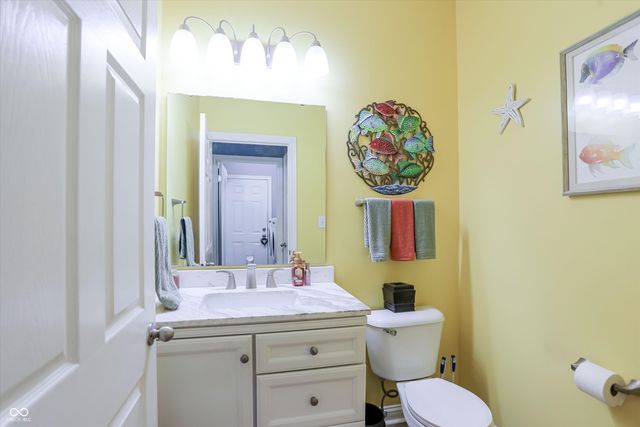 8112 Grassy Meadow Circle, Indianapolis, IN 46259