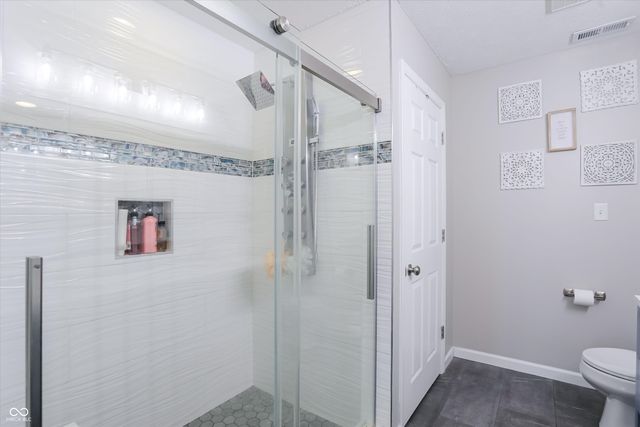 8112 Grassy Meadow Circle, Indianapolis, IN 46259
