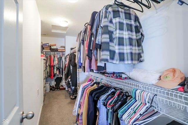 8112 Grassy Meadow Circle, Indianapolis, IN 46259