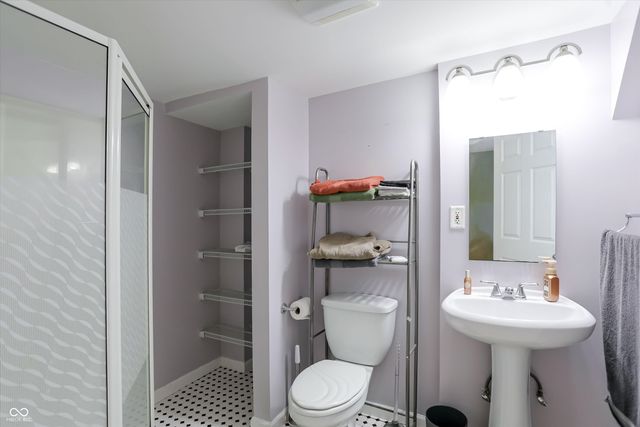 8112 Grassy Meadow Circle, Indianapolis, IN 46259