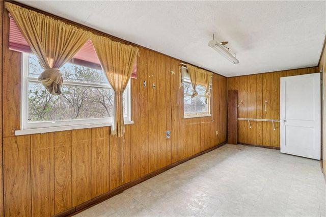 311 Lawn Street, Kansas City, MO 64124