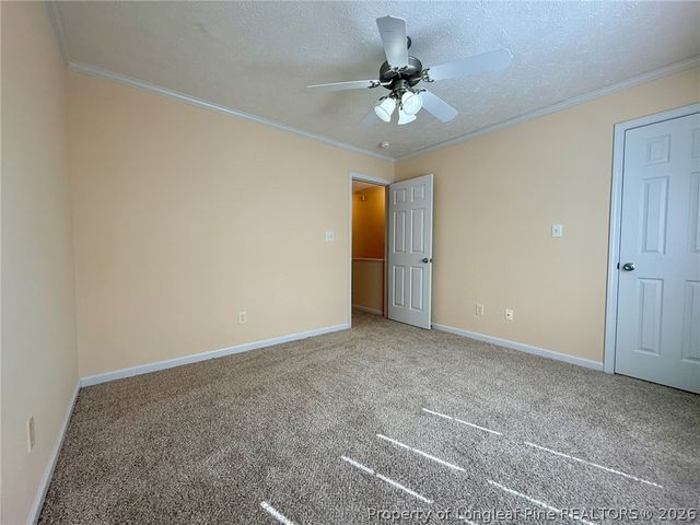3332 Kenmont Lane E, Hope Mills, NC 28348