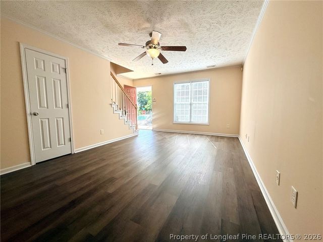 3332 Kenmont Lane E, Hope Mills, NC 28348