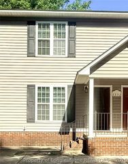 3332 Kenmont Lane E, Hope Mills, NC 28348