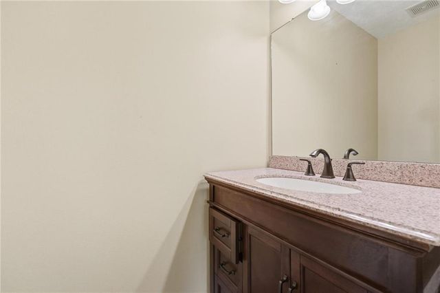 11108 N Ditman Avenue, Kansas City, MO 64157