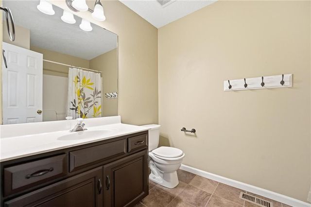 11108 N Ditman Avenue, Kansas City, MO 64157