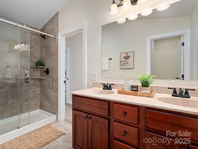 178 Locust Court, Arden, NC 28704