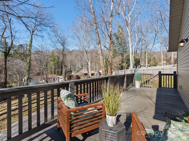 178 Locust Court, Arden, NC 28704