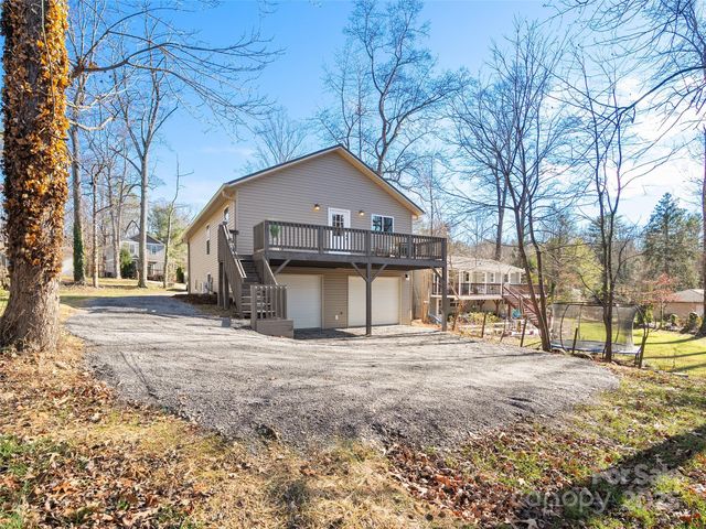 178 Locust Court, Arden, NC 28704