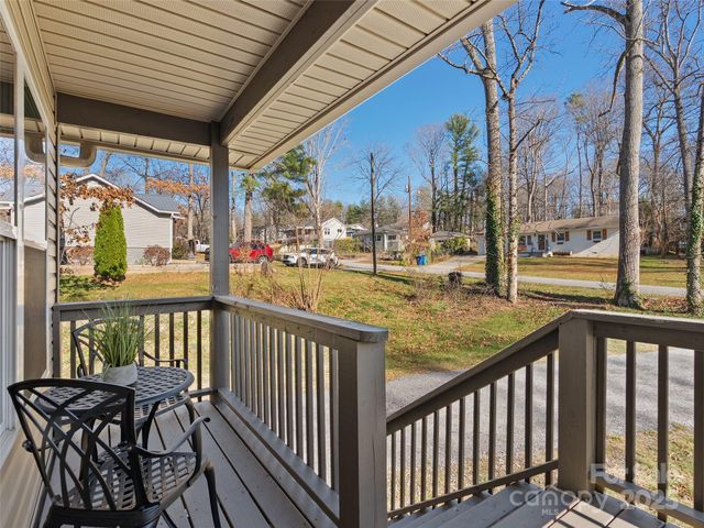 178 Locust Court, Arden, NC 28704