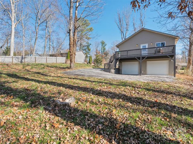 178 Locust Court, Arden, NC 28704